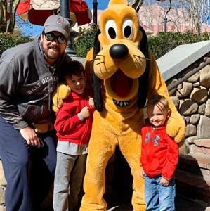 Meet your Posher, Stephen